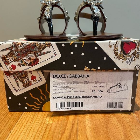 Dolce & Gabbana ceystal embellised thong flat  sandals Size 36 - Picture 5 of 10